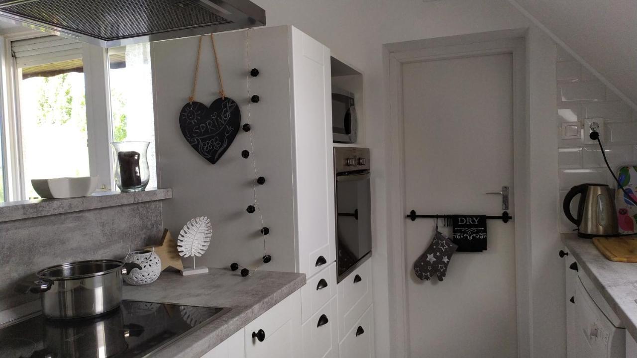 Leander Apartman Balatonlelle Kültér fotó