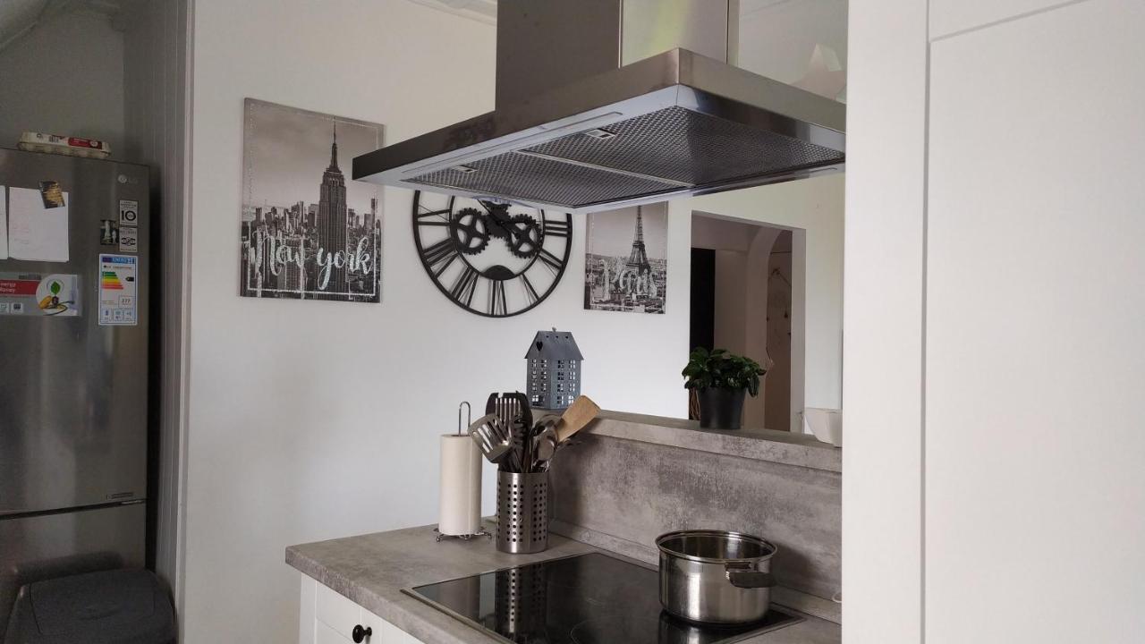 Leander Apartman Balatonlelle Kültér fotó
