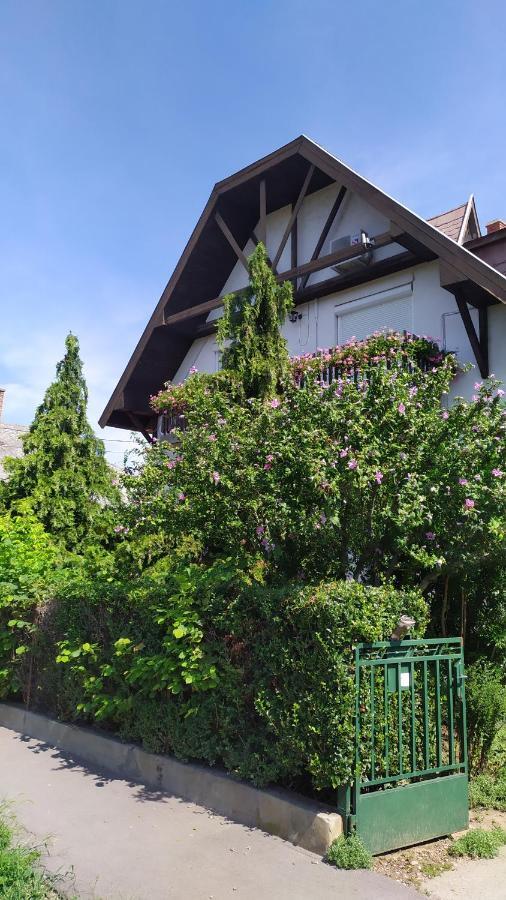 Leander Apartman Balatonlelle Kültér fotó